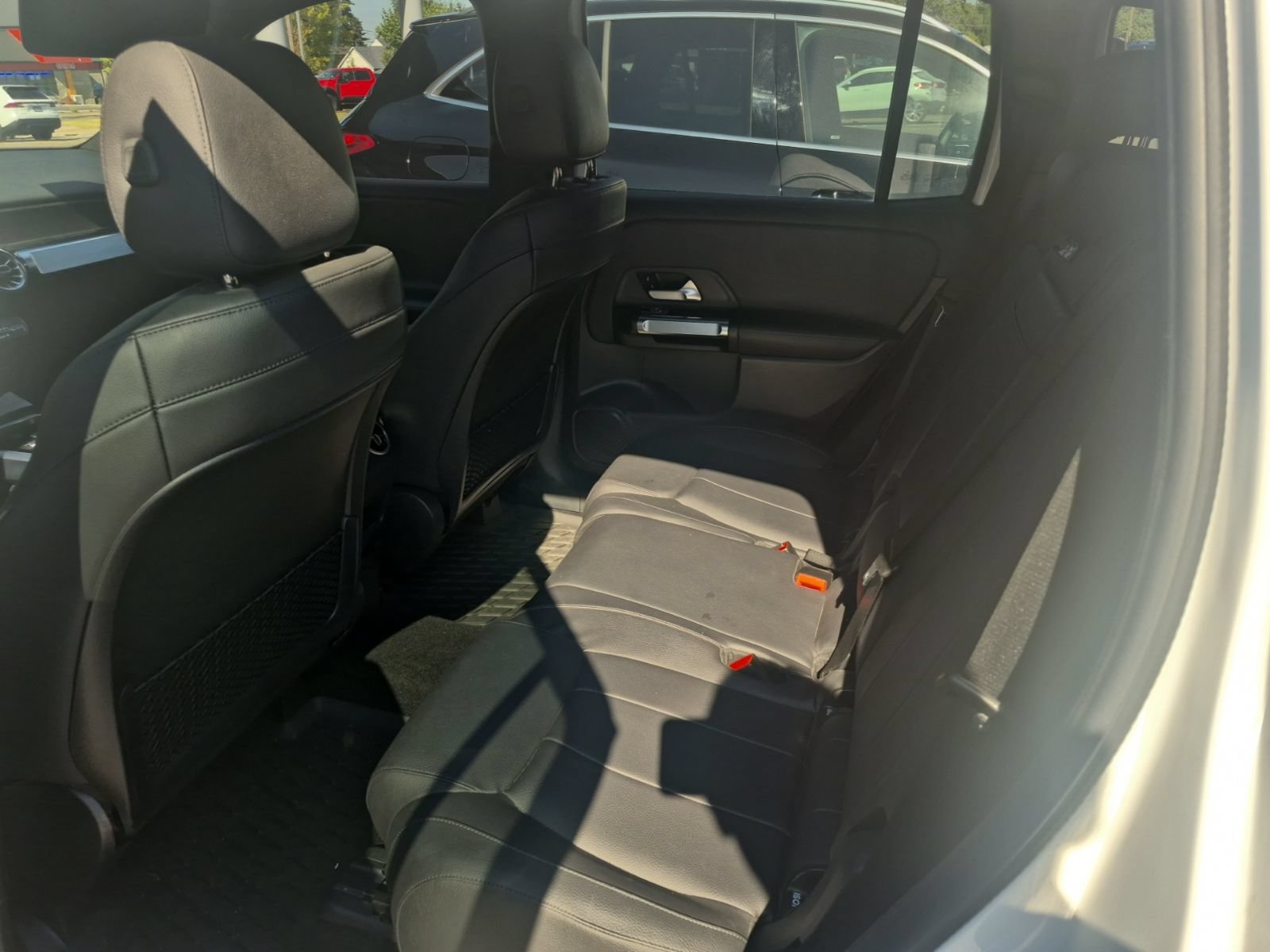 Certified 2021 Mercedes-Benz GLB 250 4MATIC image 9