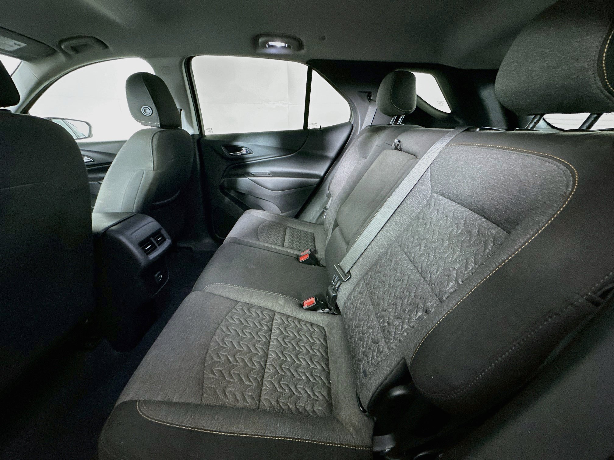 Used 2022 Chevrolet Equinox LT FWD image 26