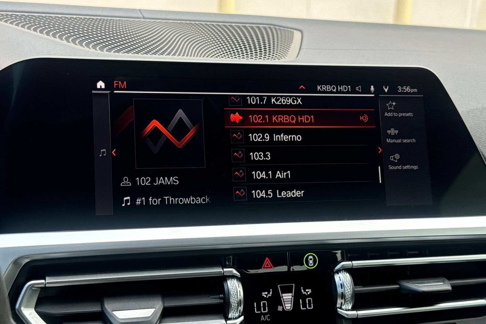 Used 2021 BMW 430i Coupe w/ M Sport Package RWD image 17
