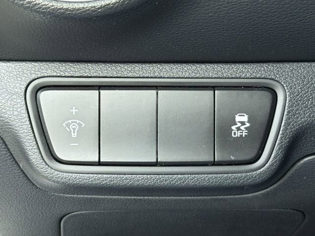 Used 2024 Kia Forte LXS image 32