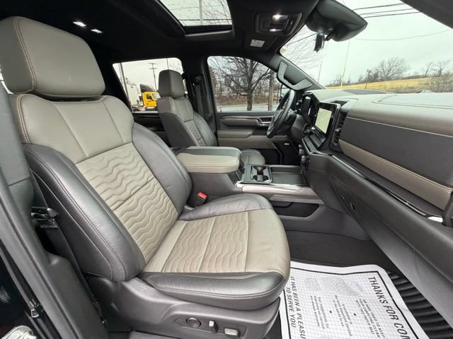 Used 2024 Chevrolet Silverado 2500 ZR2 w/ Technology Package AWD/4WD image 50