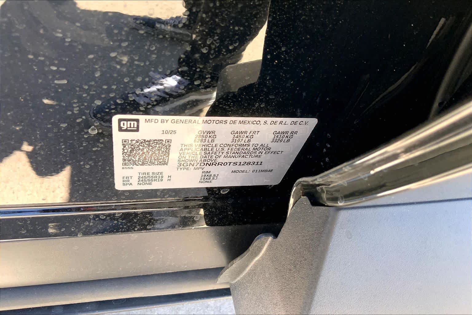 New 2026 Chevrolet Equinox EV LT AWD/4WD image 21