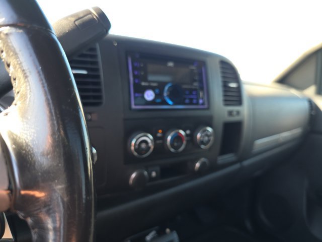 Used 2011 GMC Sierra 1500 SLE w/ SLE Preferred Package AWD/4WD image 17