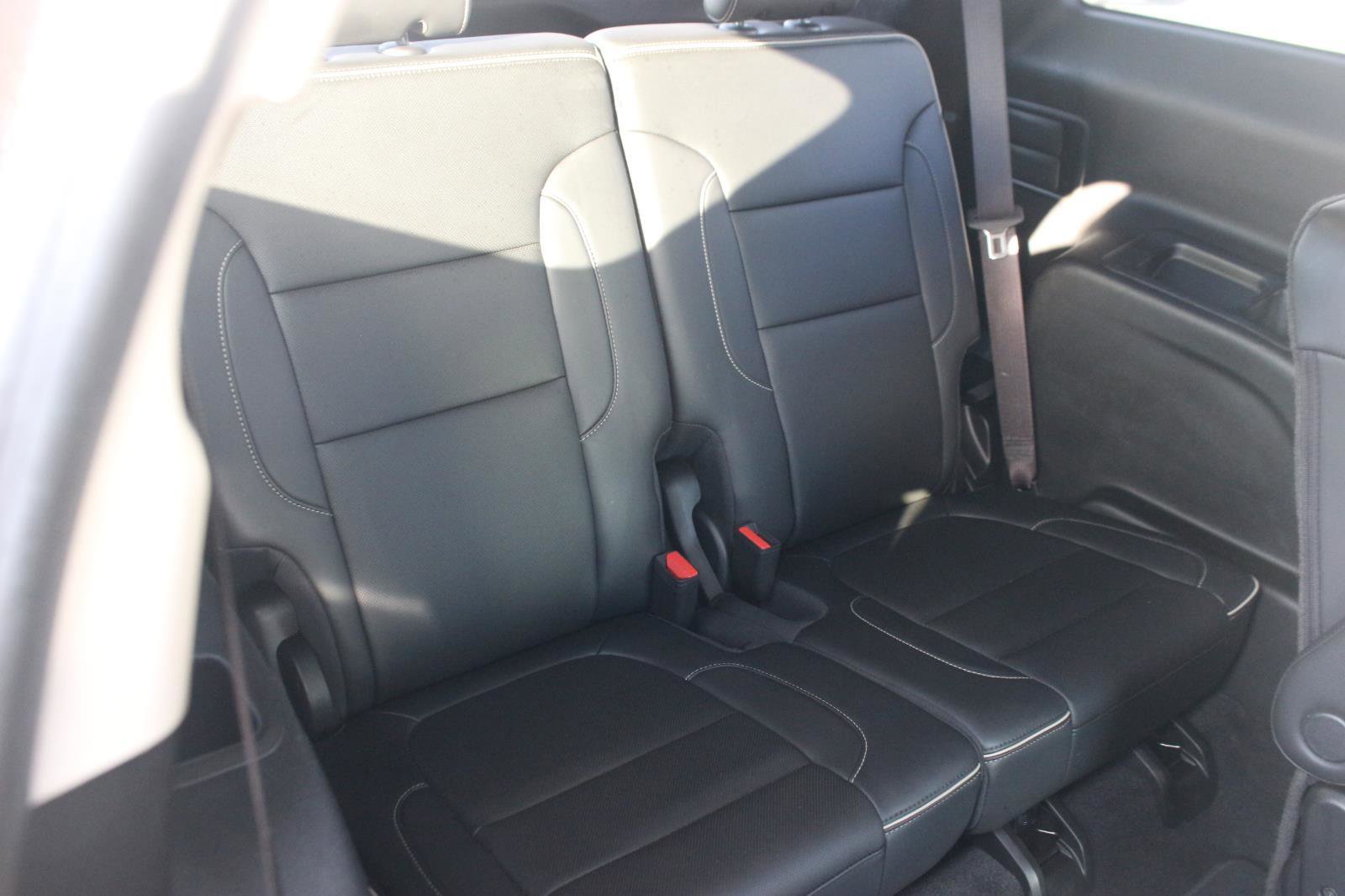 Used 2023 GMC Acadia Denali w/ Black Diamond Edition image 37