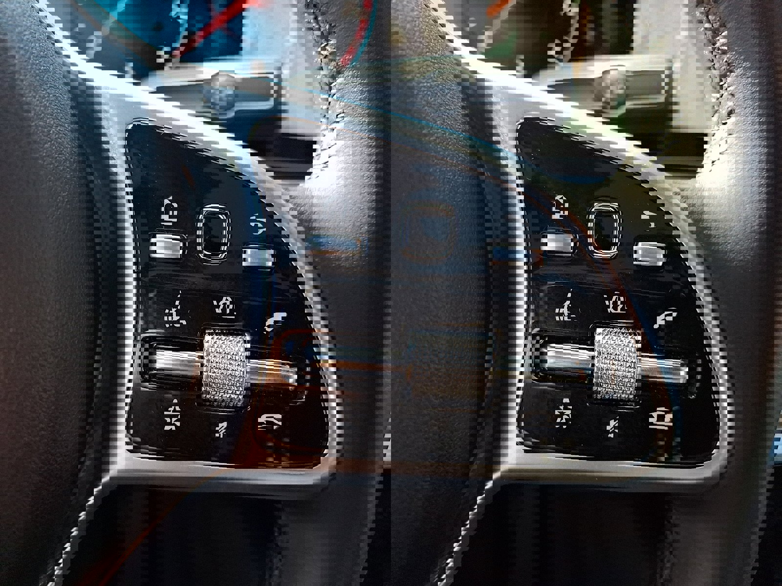 Used 2023 Mercedes-Benz GLE 350 4MATIC image 24