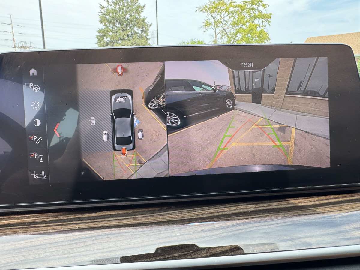 Used 2019 BMW 530i xDrive w/ Luxury Package AWD/4WD image 22