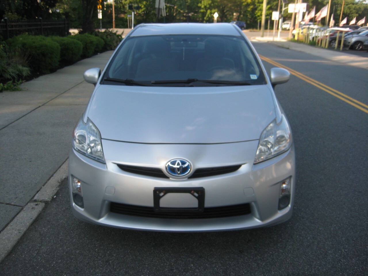 Used 2011 Toyota Prius Two FWD image 1