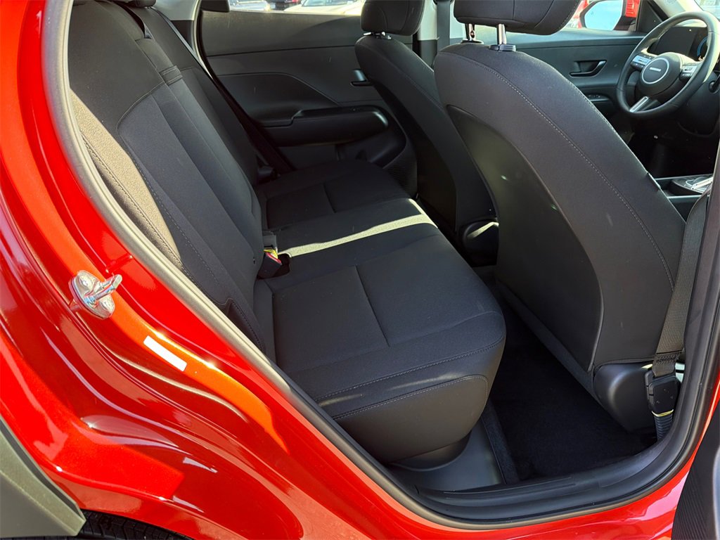 Used 2025 Hyundai Kona SEL image 15