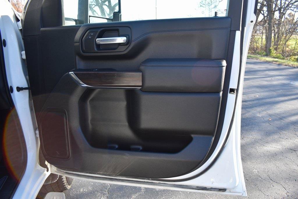 Used 2023 GMC Sierra 2500 SLT w/ SLT Convenience Package AWD/4WD image 11