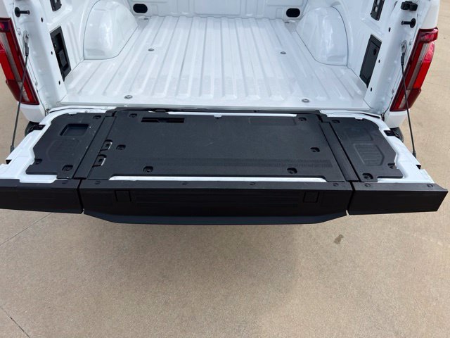 Used 2025 Ford F150 Platinum w/ Equipment Group 702A High AWD/4WD image 27