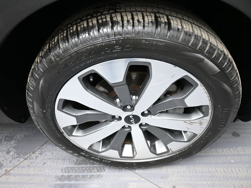 Certified 2022 Kia Telluride S image 13