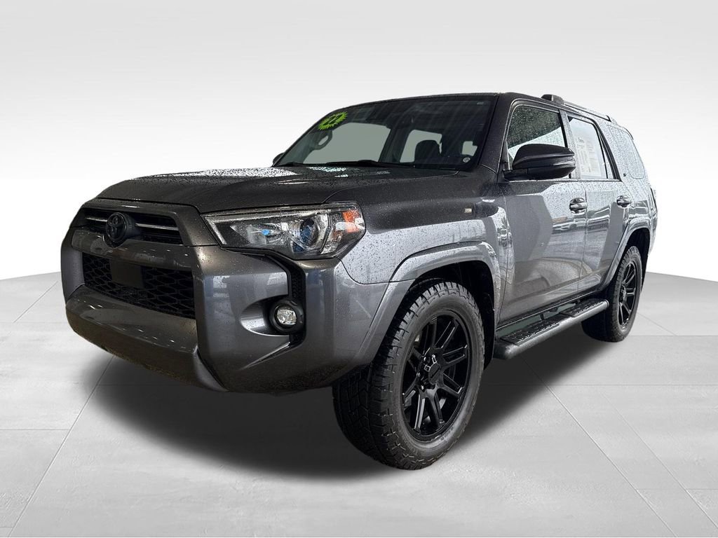 Used 2022 Toyota 4Runner SR5 Premium w/ Moonroof Package RWD image 2