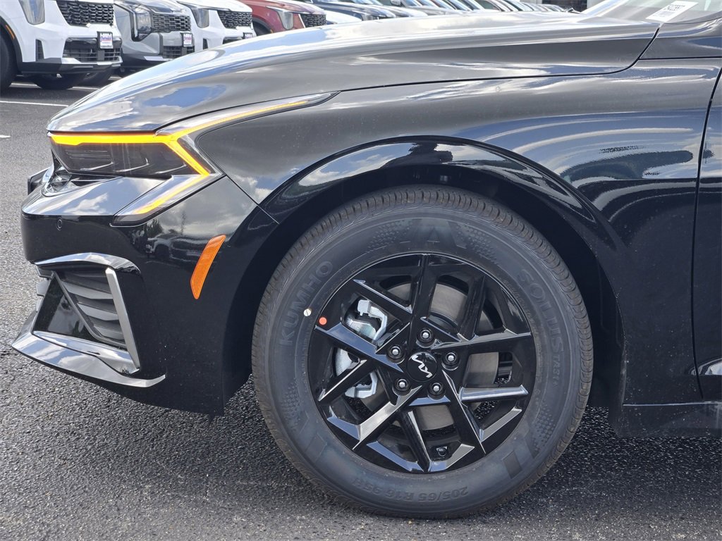 New 2026 Kia K5 LXS image 5