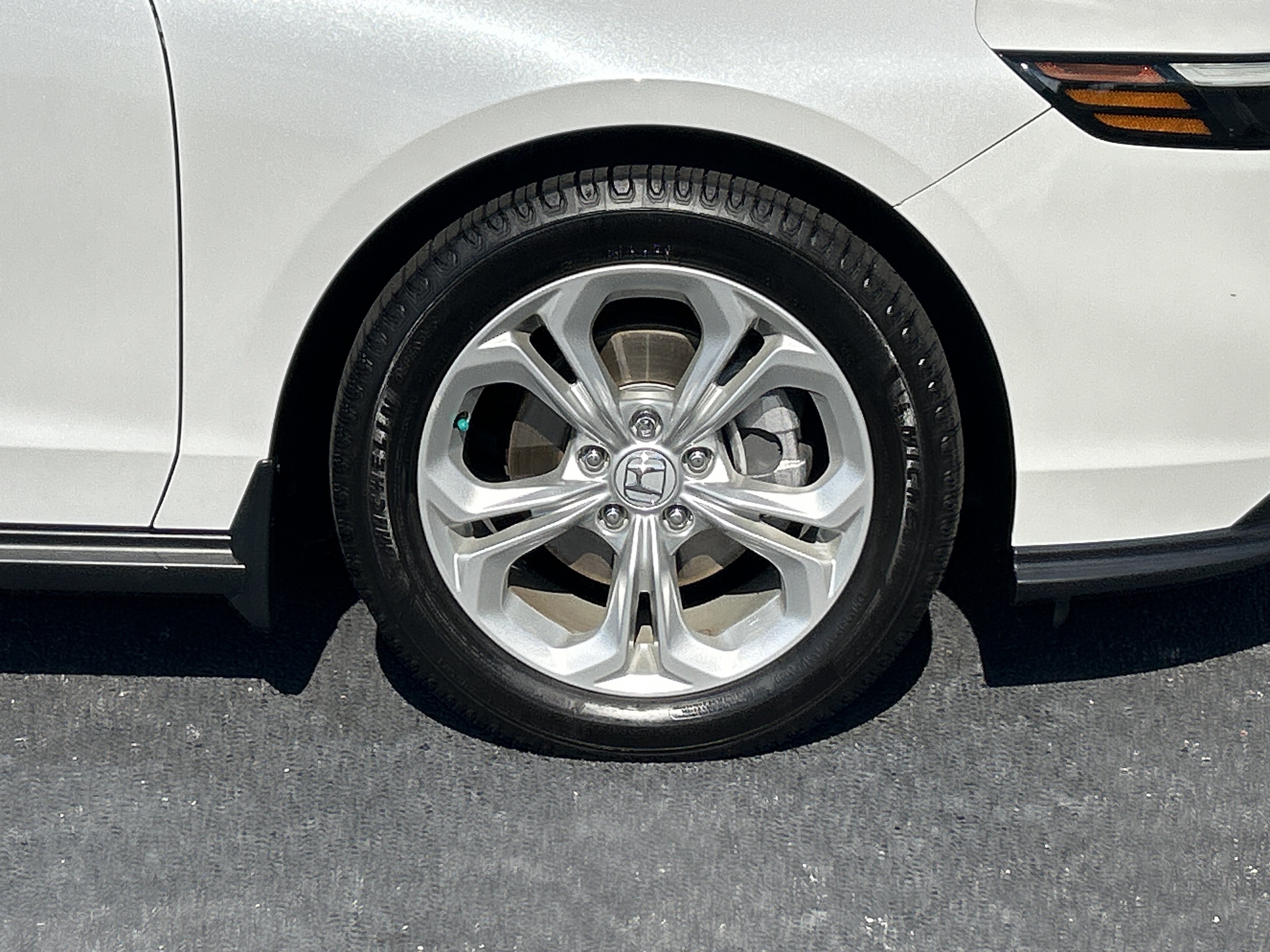 Certified 2023 Honda Accord LX image 33