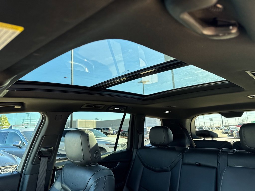 Used 2023 Cadillac XT6 Premium Luxury image 21