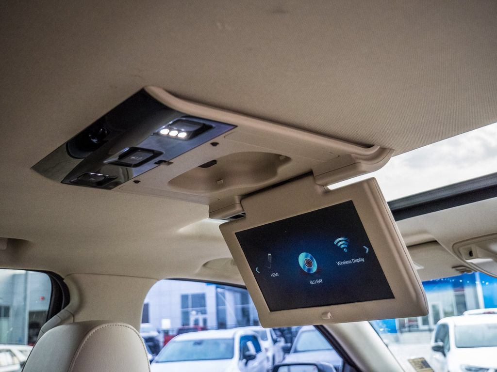 Used 2018 Cadillac Escalade Luxury RWD image 23