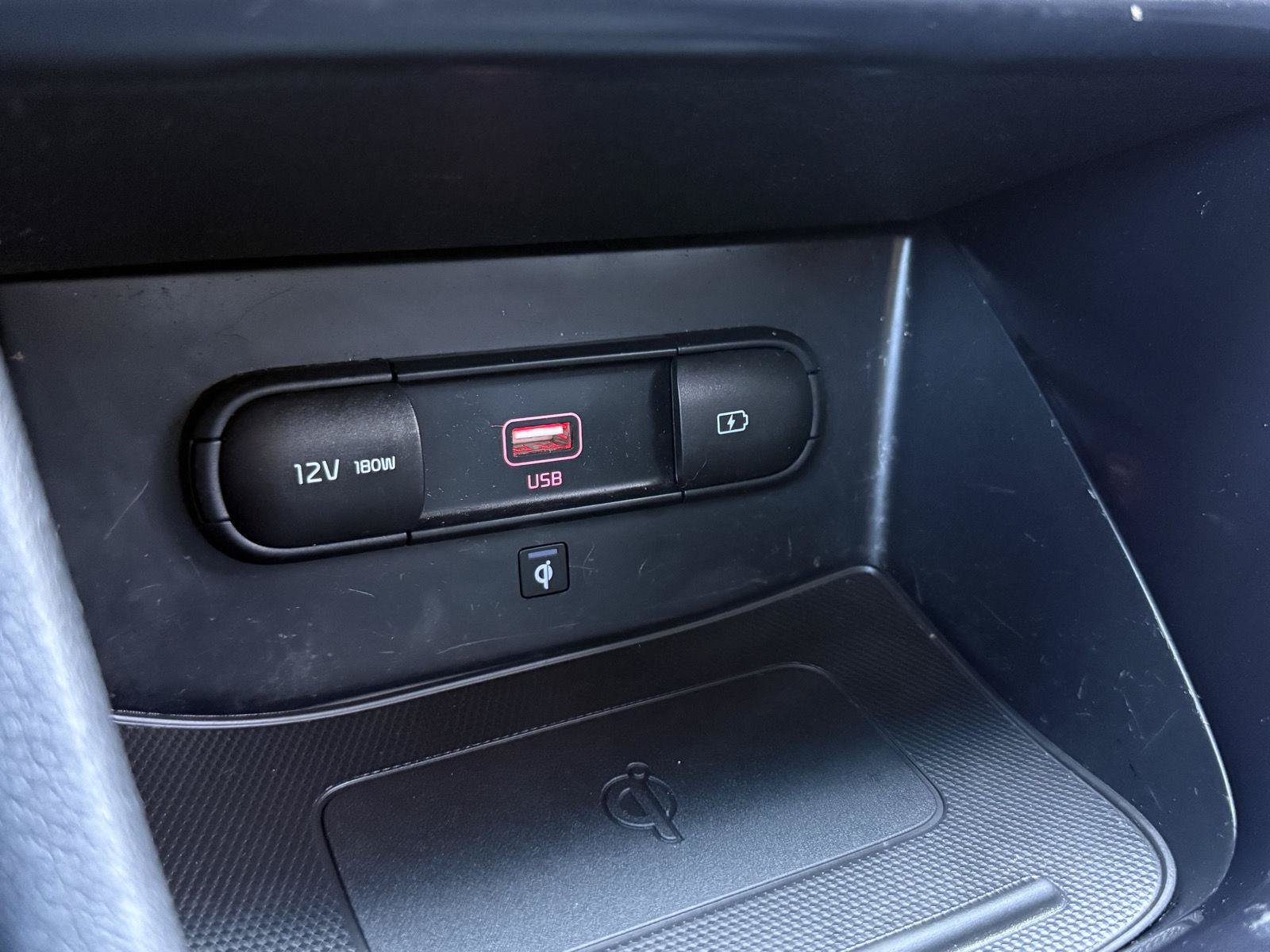 Used 2021 Kia Niro EX FWD image 24
