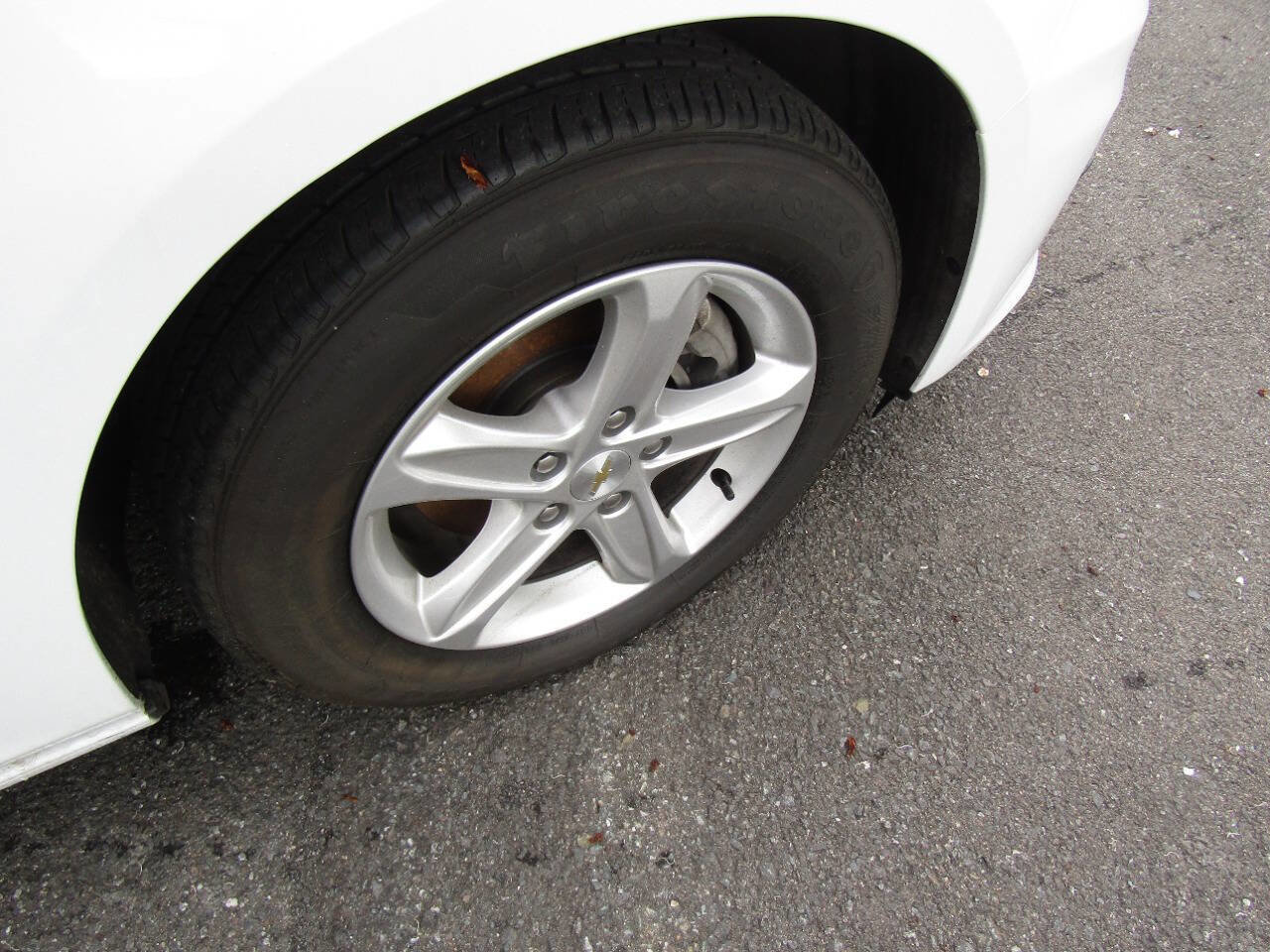 Used 2022 Chevrolet Malibu LS w/ LPO, Floor Liner Package FWD image 29