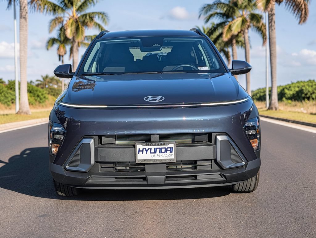 Certified 2025 Hyundai Kona SEL FWD image 3