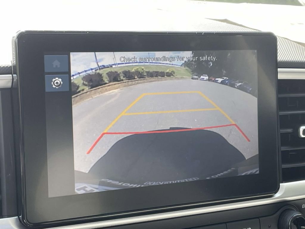 New 2025 Hyundai Venue SEL image 24