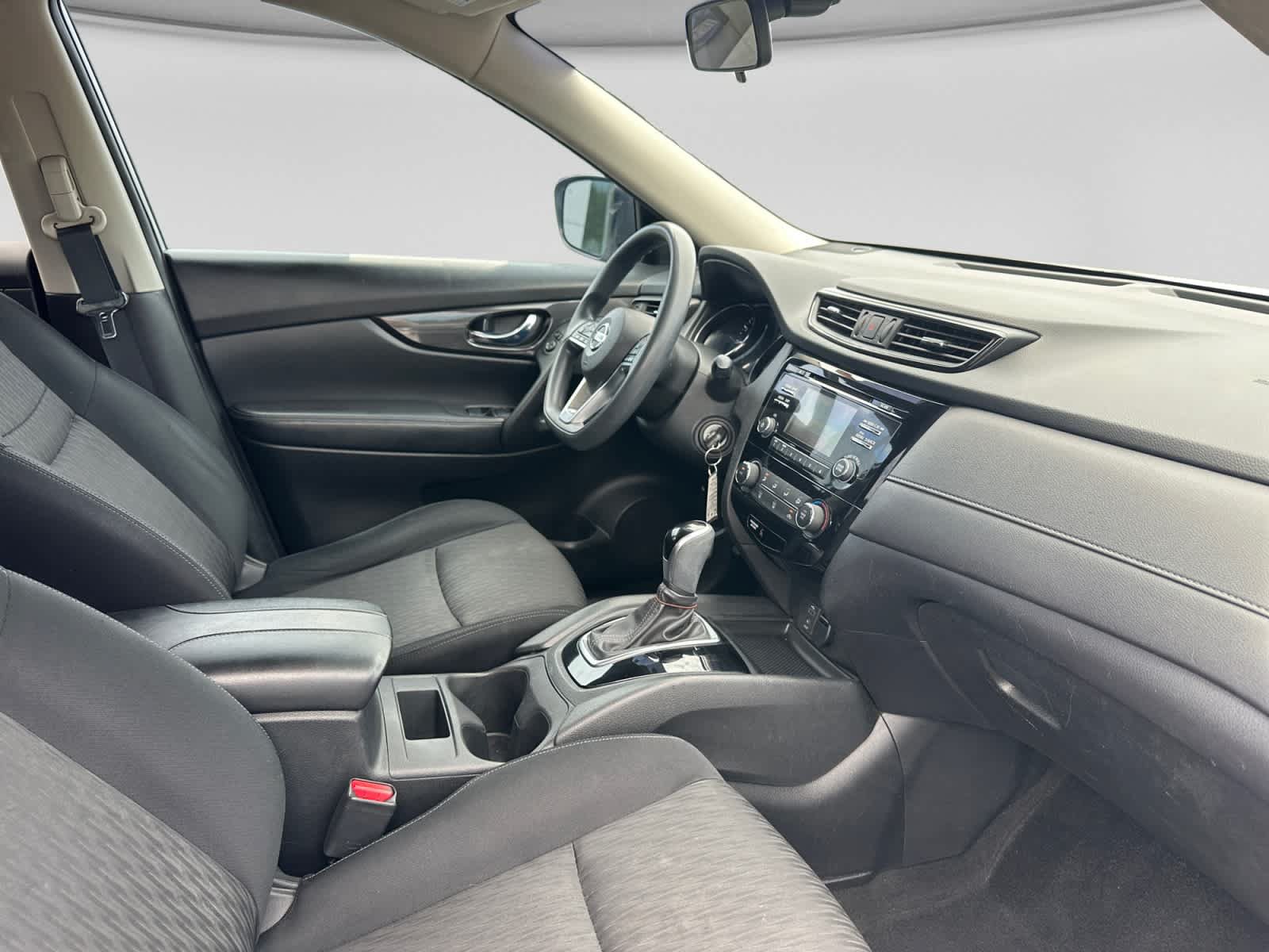 Used 2017 Nissan Rogue S w/ S Appearance Package AWD/4WD image 16