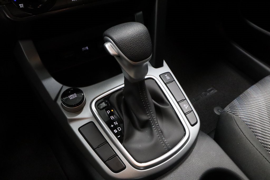 Used 2025 Kia Seltos LX image 31