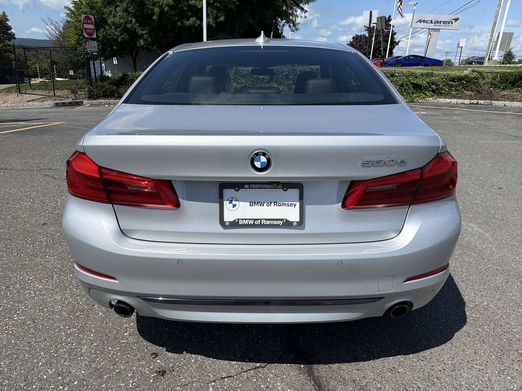 Used 2018 BMW 530e xDrive AWD/4WD image 13
