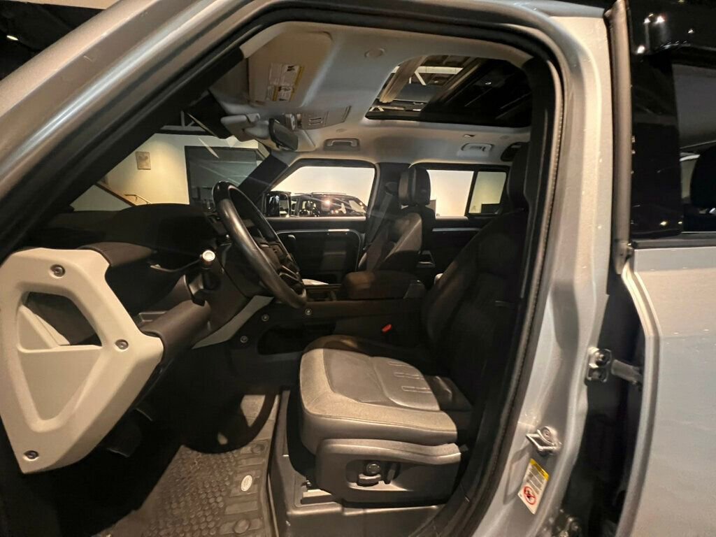 Used 2020 Land Rover Defender 110 First Edition AWD/4WD image 15