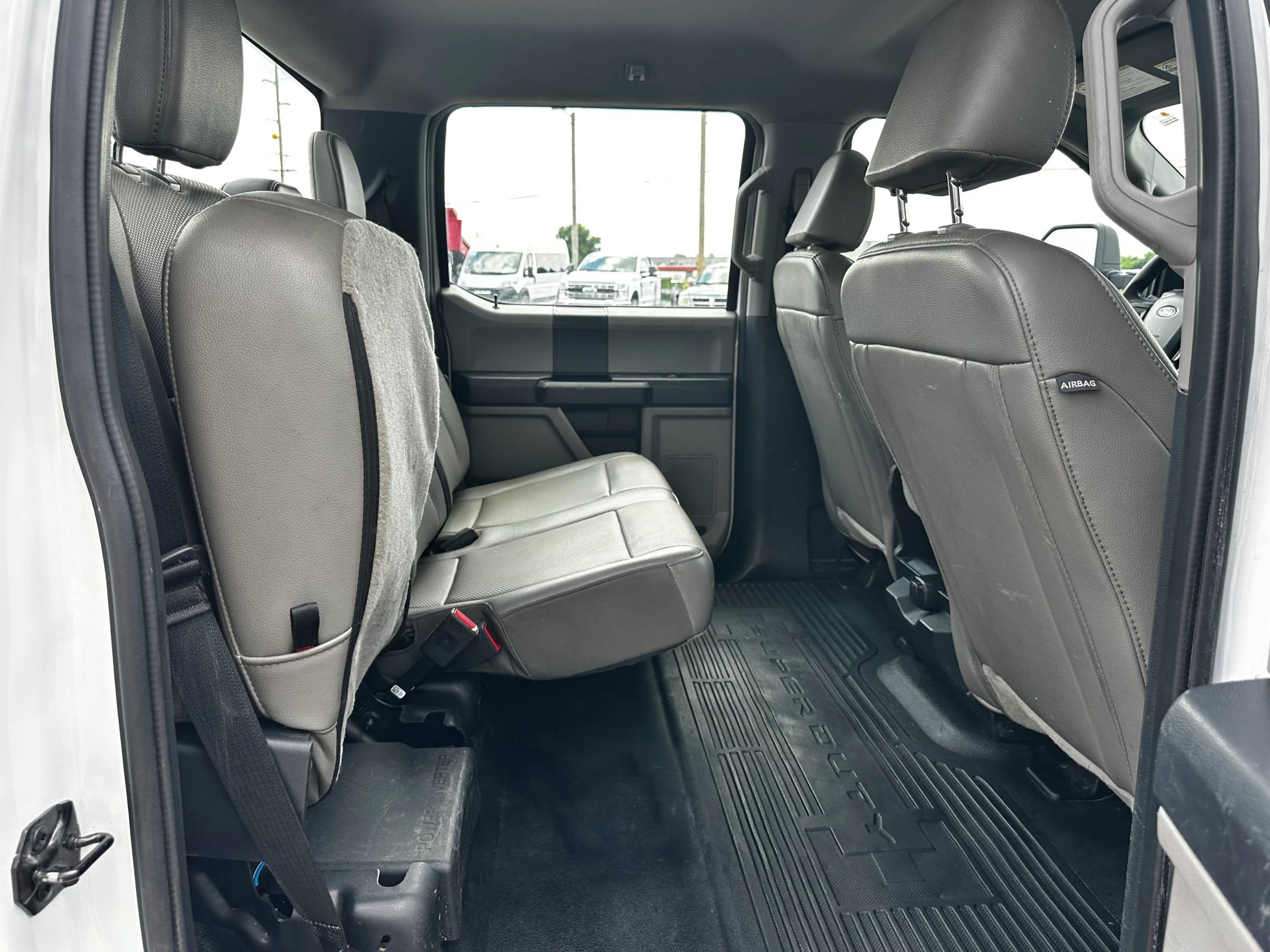 Used 2022 Ford F250 XL w/ Power Equipment Group image 33