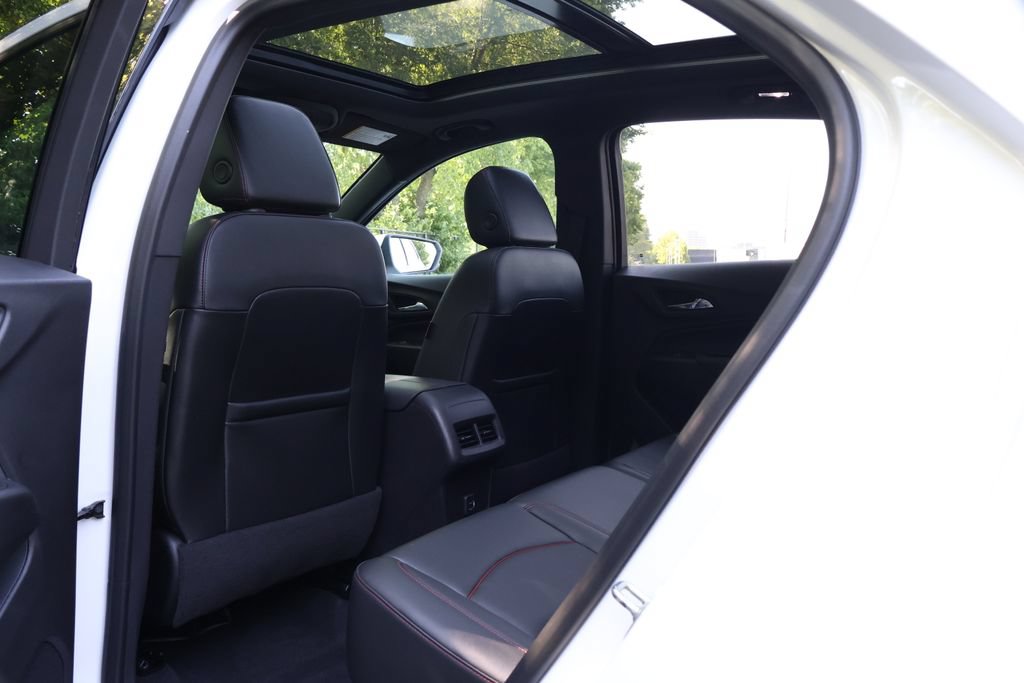 Used 2023 Chevrolet Equinox RS w/ RS Leather Package AWD/4WD image 47