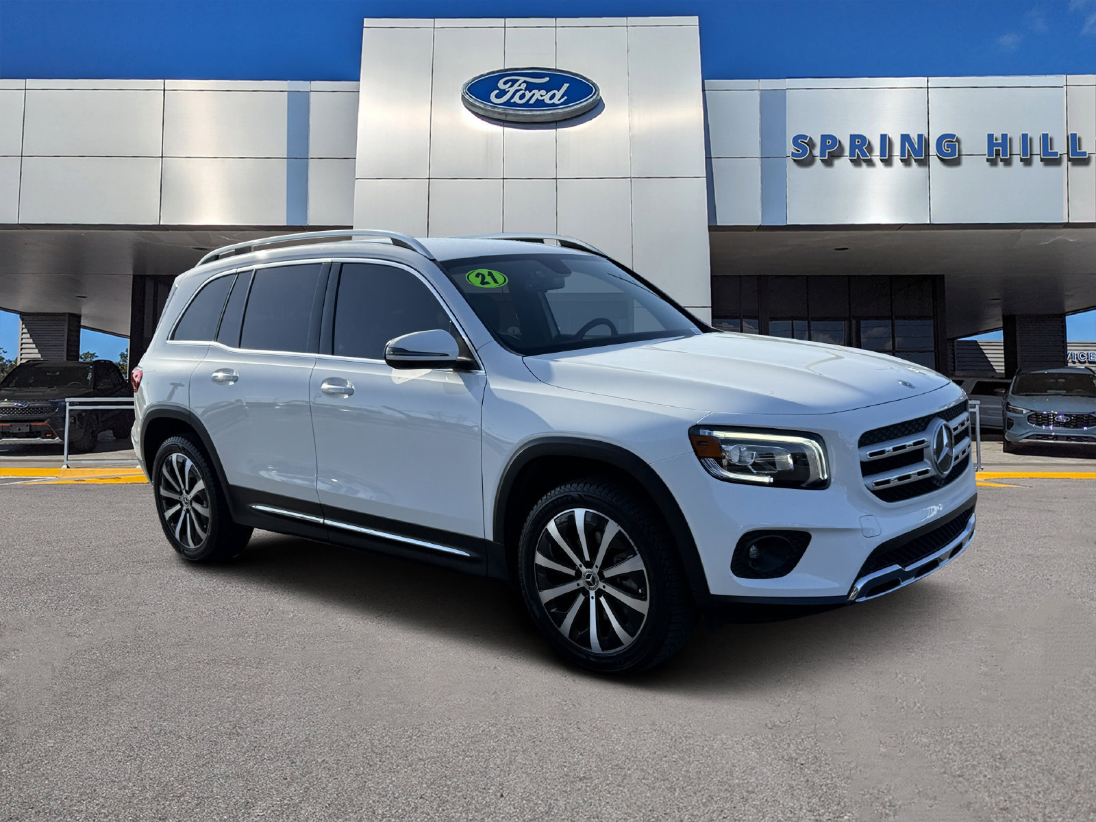Used 2021 Mercedes-Benz GLB 250 image 1