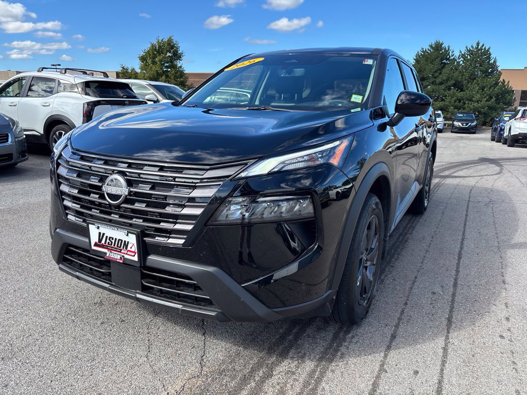 Used 2026 Nissan Rogue SV AWD/4WD 360° Tour
