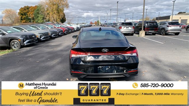 Used 2023 Hyundai Elantra SE image 4