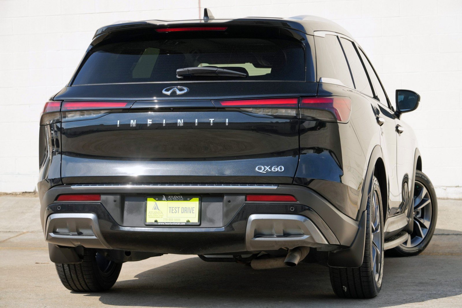 Used 2022 INFINITI QX60 Luxe w/ Performance Audio Package FWD image 4