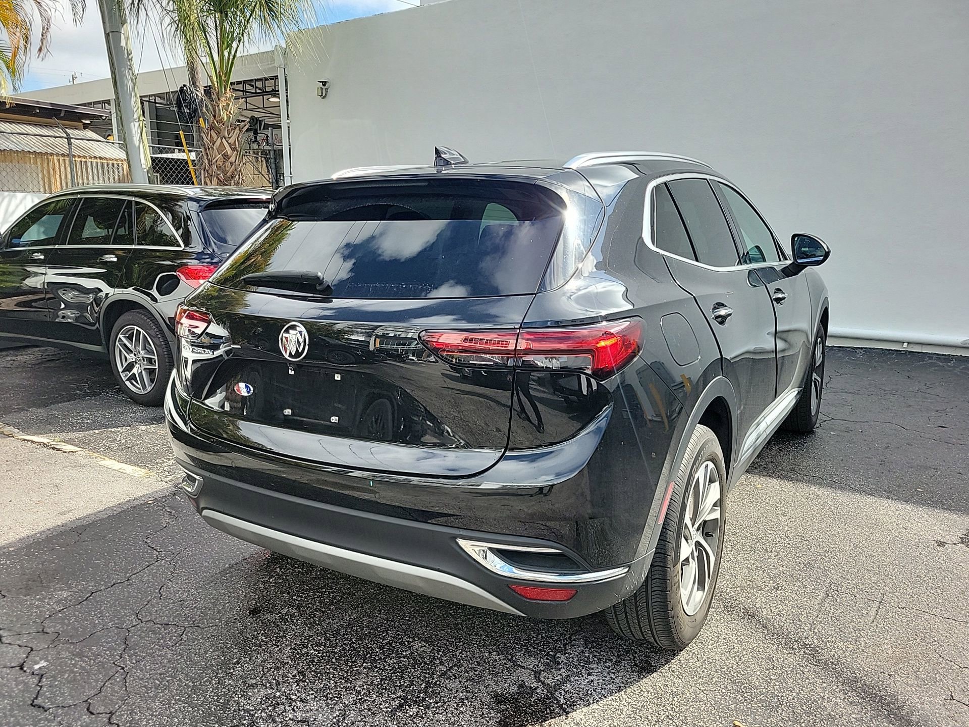 Used 2023 Buick Envision Essence image 11