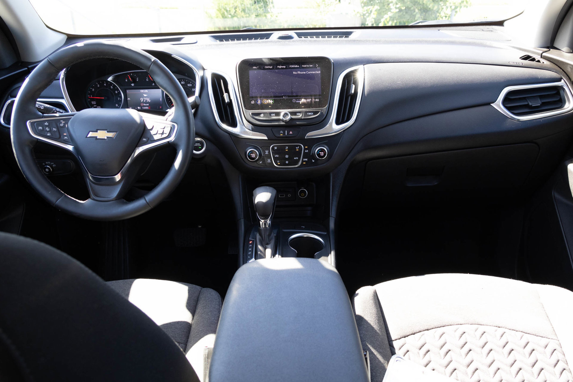 Used 2024 Chevrolet Equinox LT FWD image 24