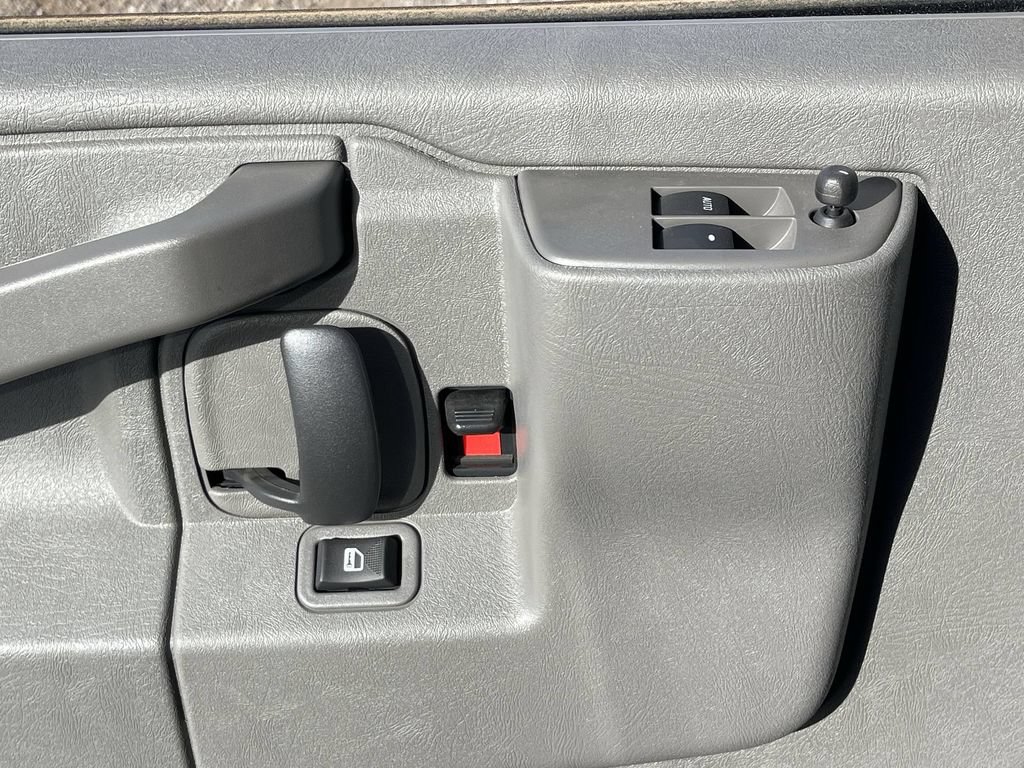New 2025 GMC Savana 2500 Extended w/ Driver Convenience Package RWD image 23