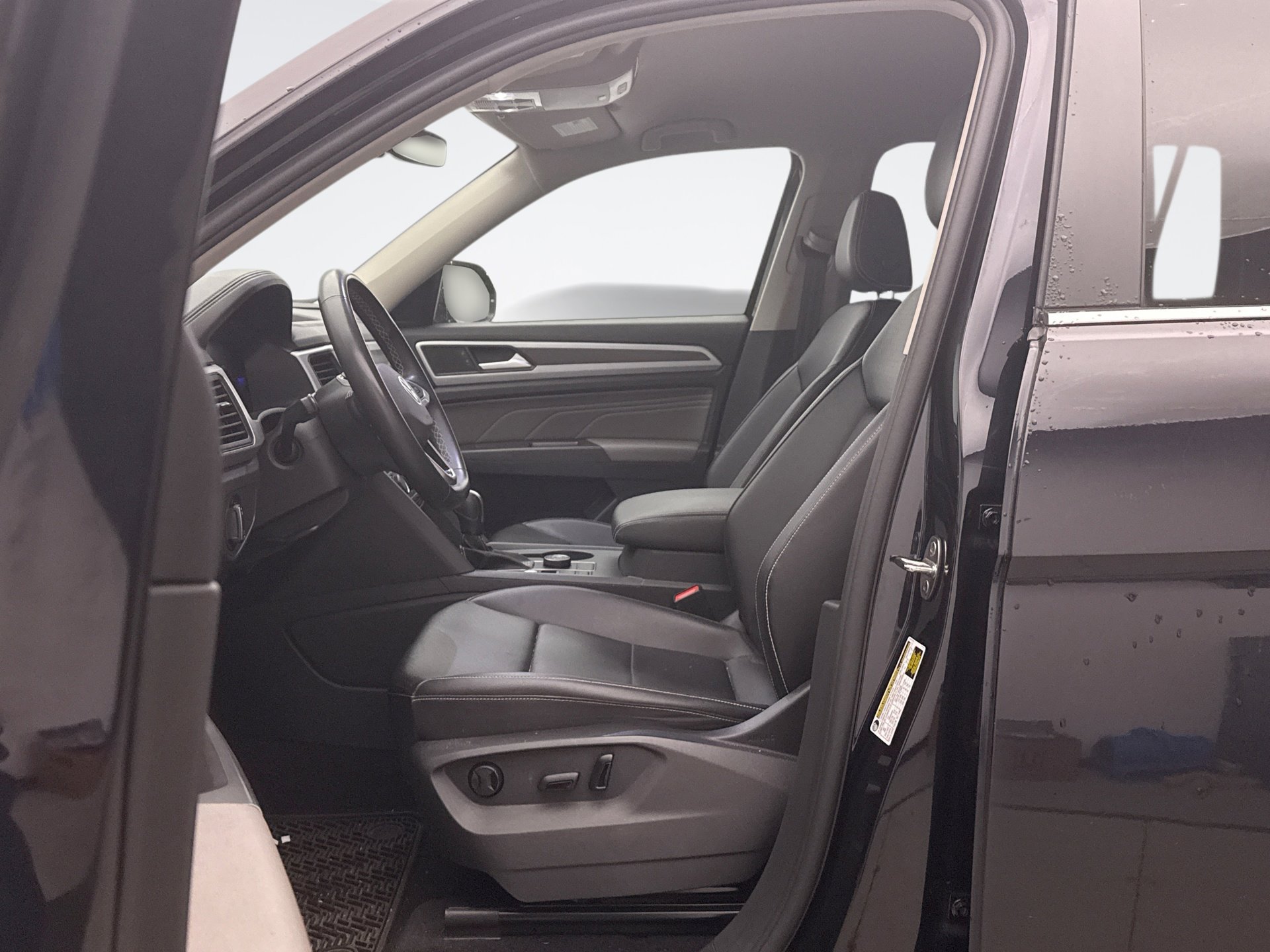 Used 2022 Volkswagen Atlas SE image 8