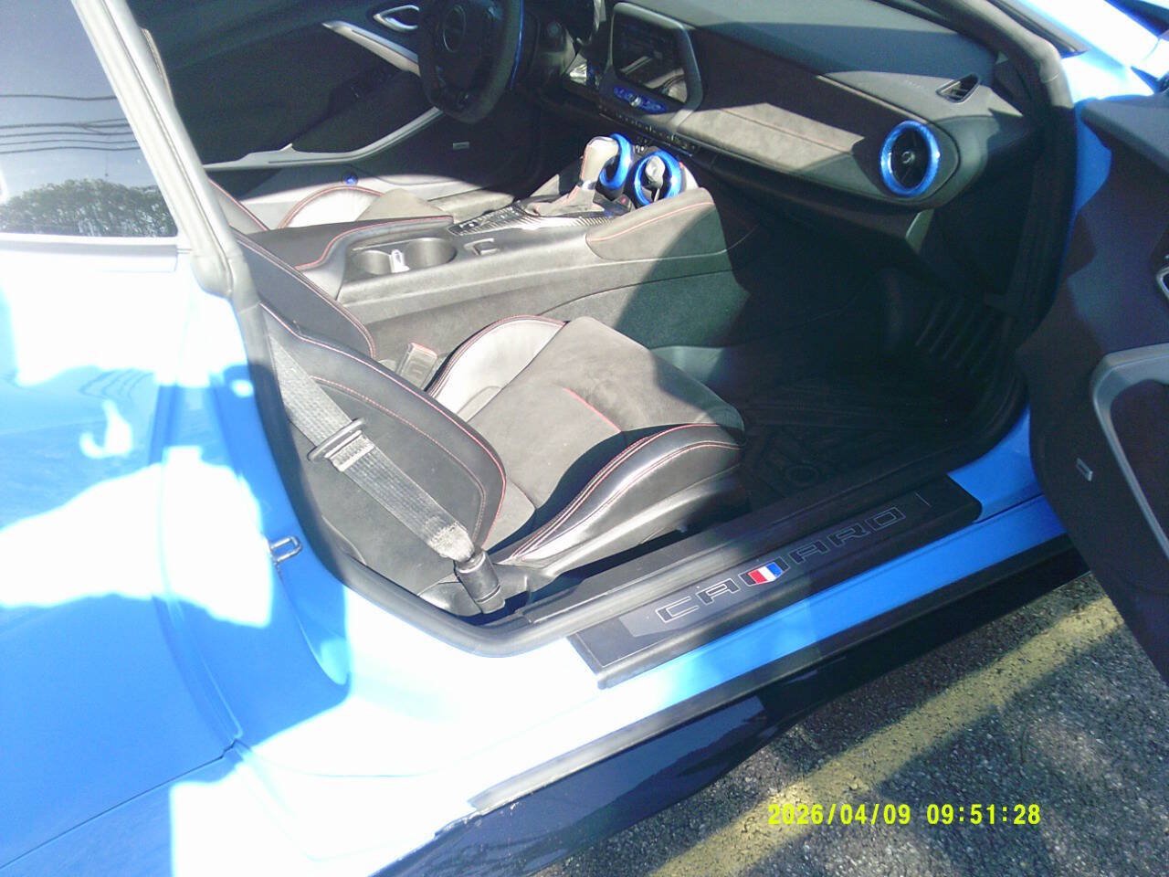 Used 2022 Chevrolet Camaro ZL1 RWD image 11