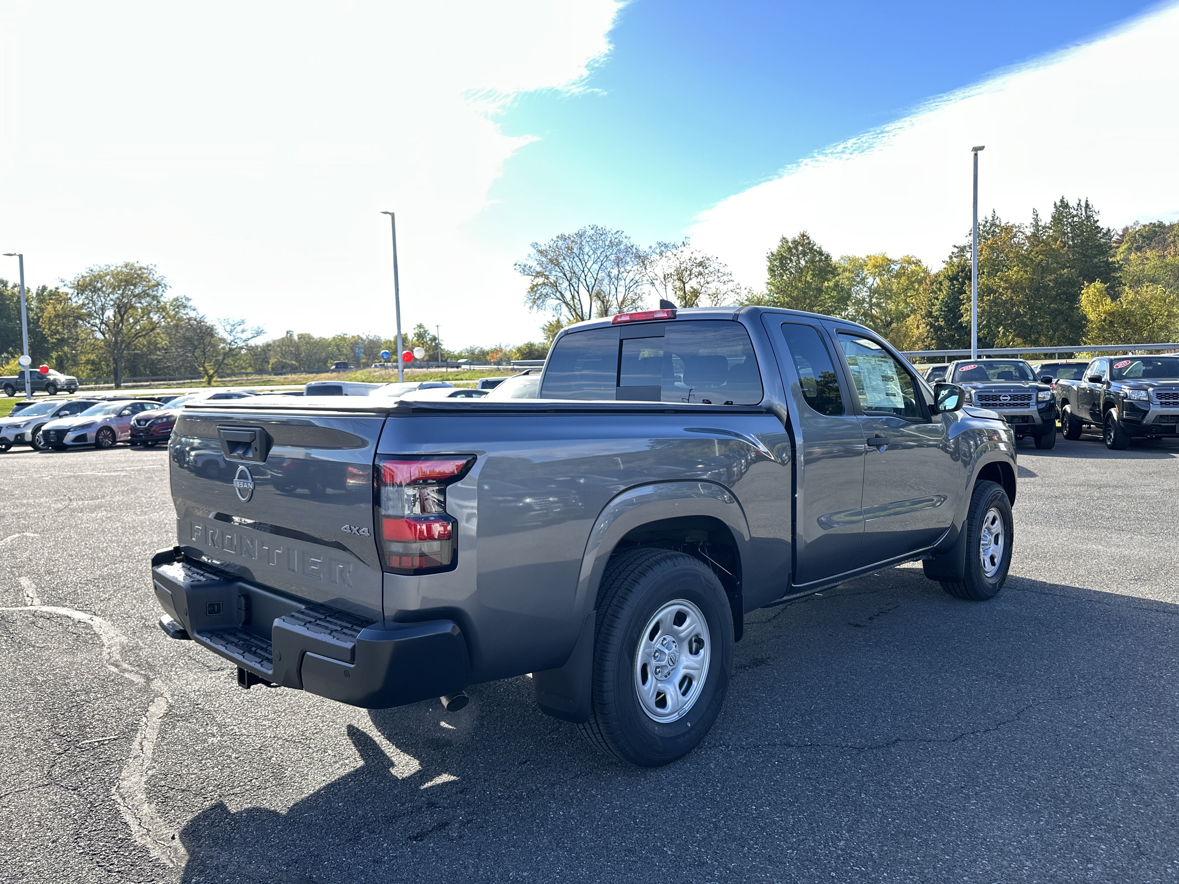New 2026 Nissan Frontier S image 5