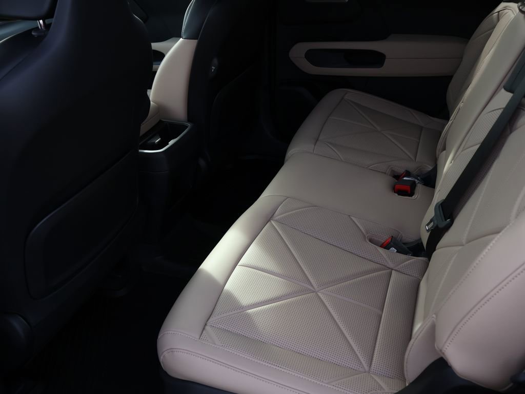 New 2027 Kia Telluride EX FWD image 13