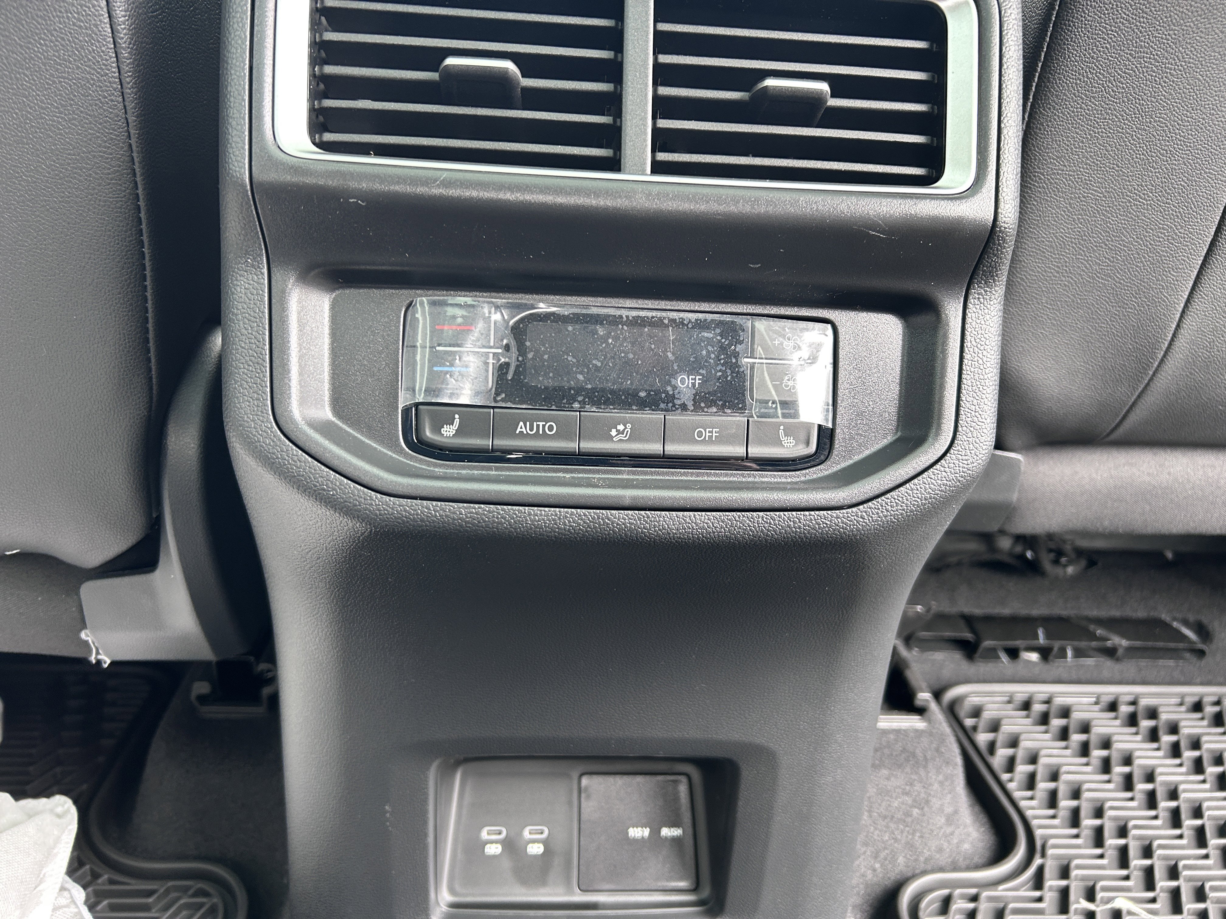 New 2026 Volkswagen Atlas SEL Premium R-Line image 30