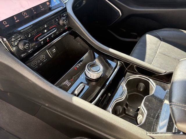 Used 2022 Jeep Grand Cherokee L Limited image 25