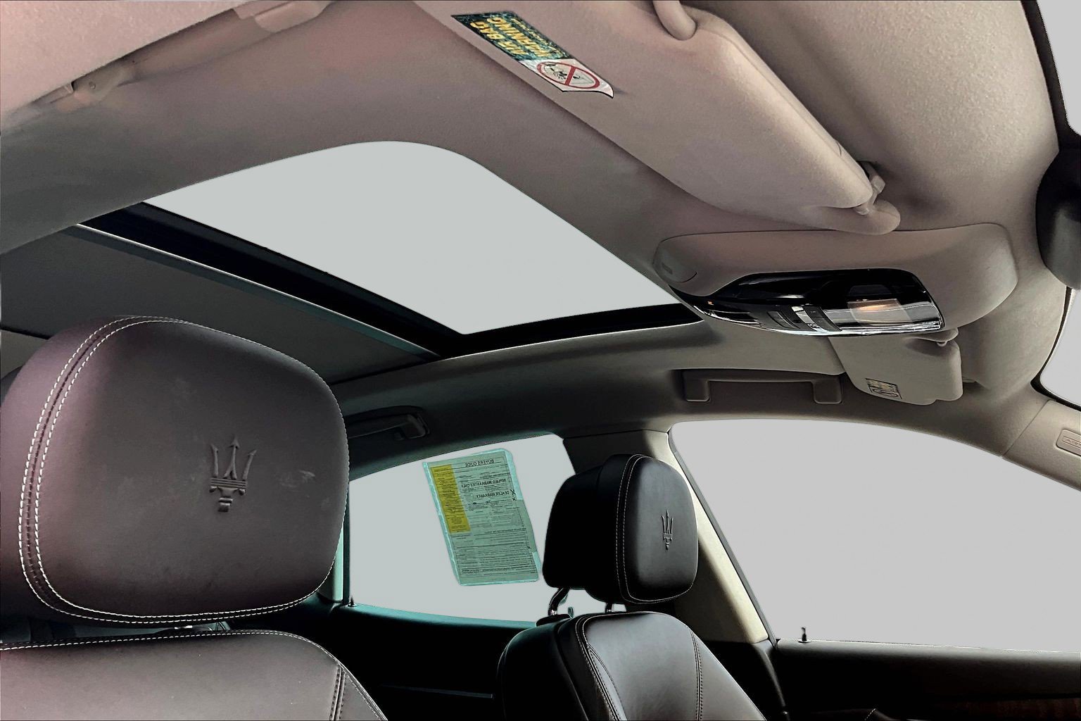 Used 2021 Maserati Levante GranLusso image 19