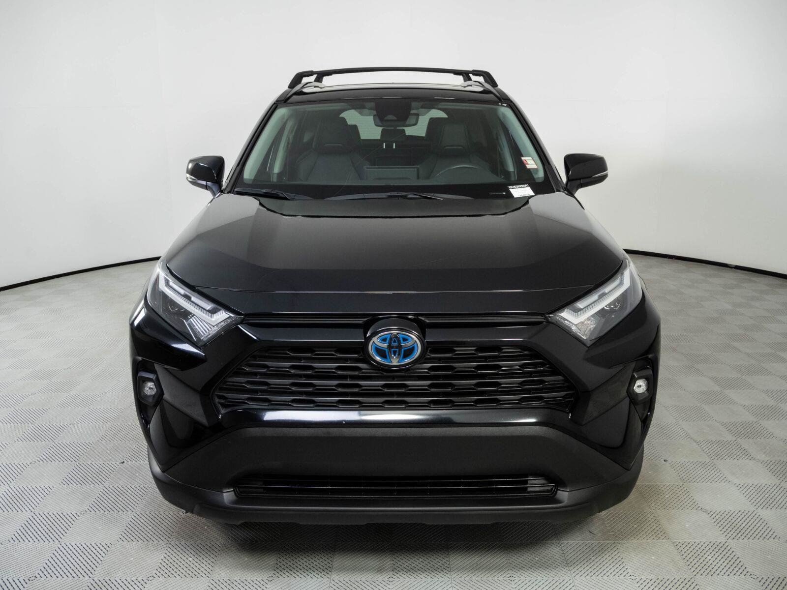 Used 2024 Toyota RAV4 XLE Premium AWD/4WD image 33