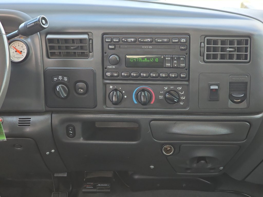 Used 2003 Ford F350 Lariat image 21