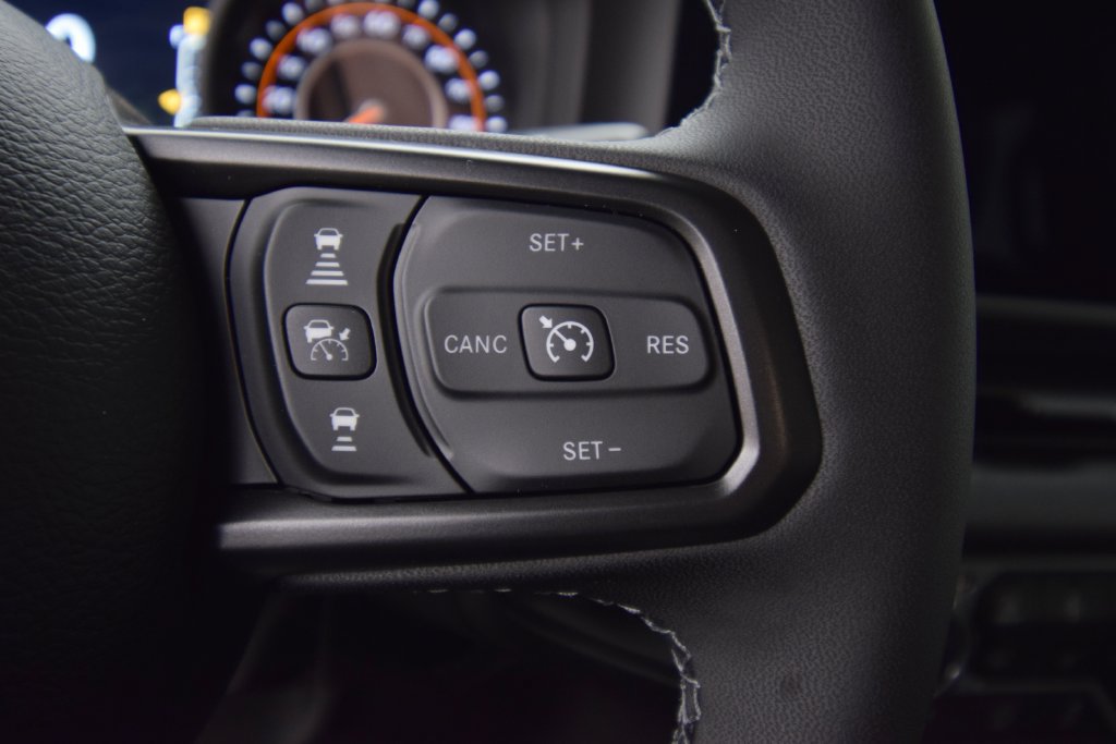 New 2026 Jeep Gladiator Sport AWD/4WD image 28