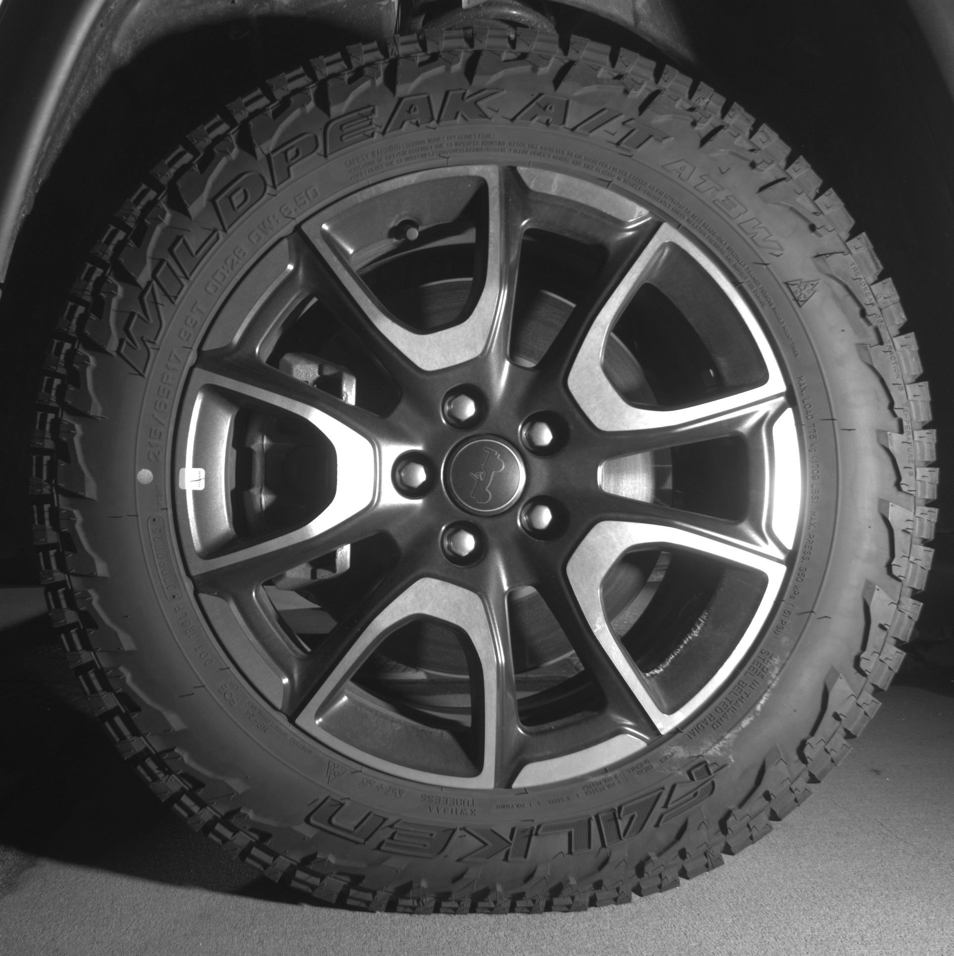 Used 2025 Jeep Compass Trailhawk image 12