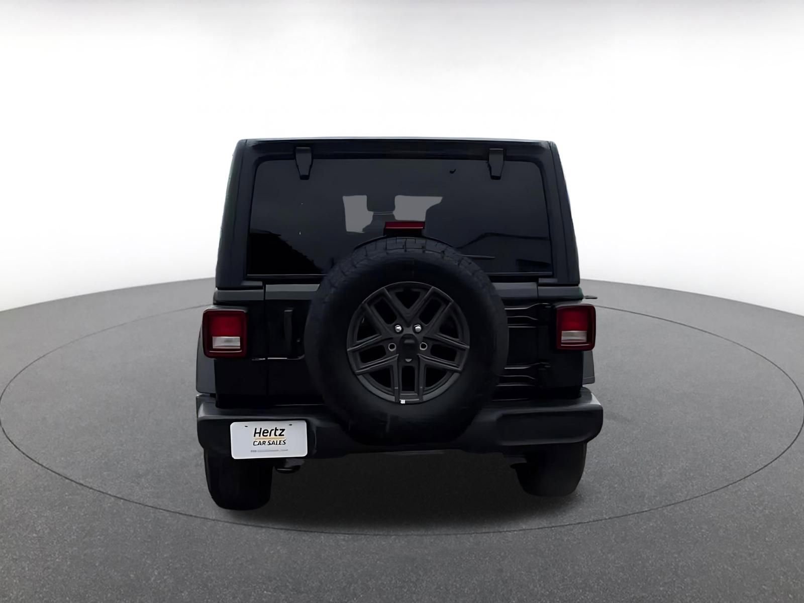 Used 2025 Jeep Wrangler Sport S image 9