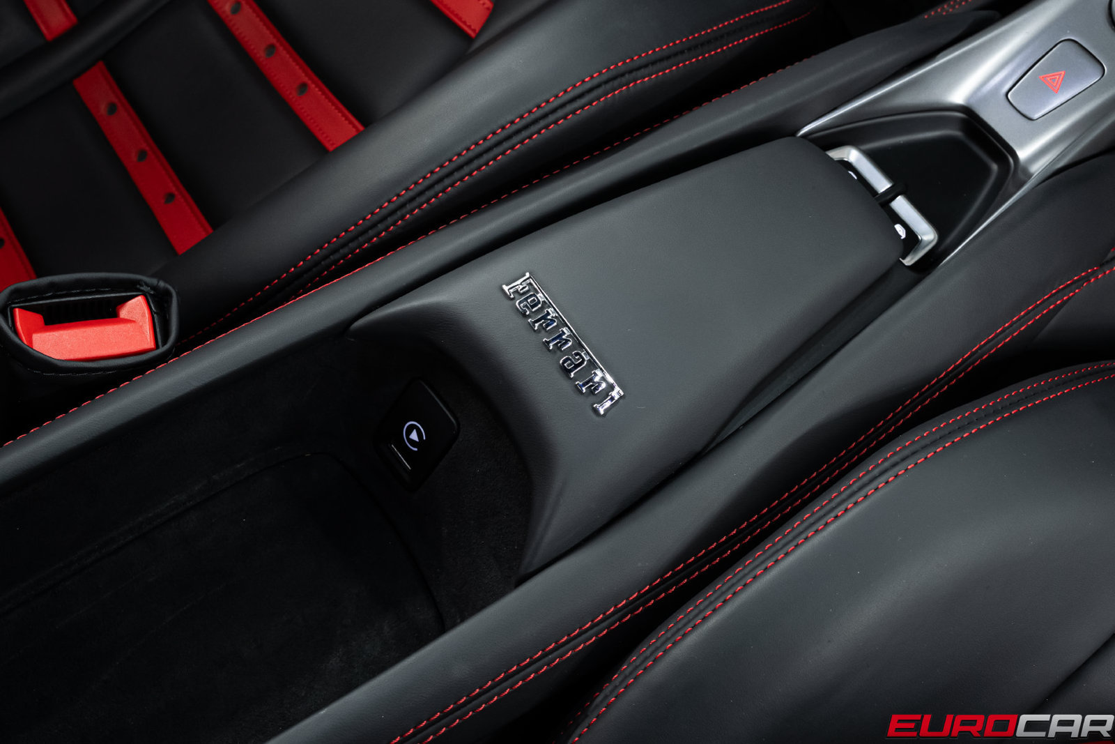 Used 2022 Ferrari F8 Tributo RWD image 35